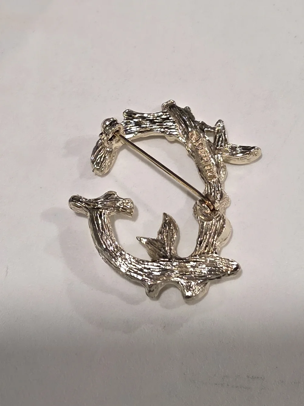 Sarah Coventry Silver-Tone Leaf Wreath Brooch